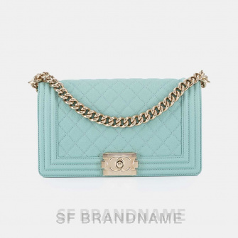 Chanel Boy Caviar Light GHW