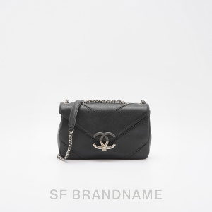 Macro Chevron Flap Bag