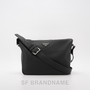 Medium Leather Shoulder Bag